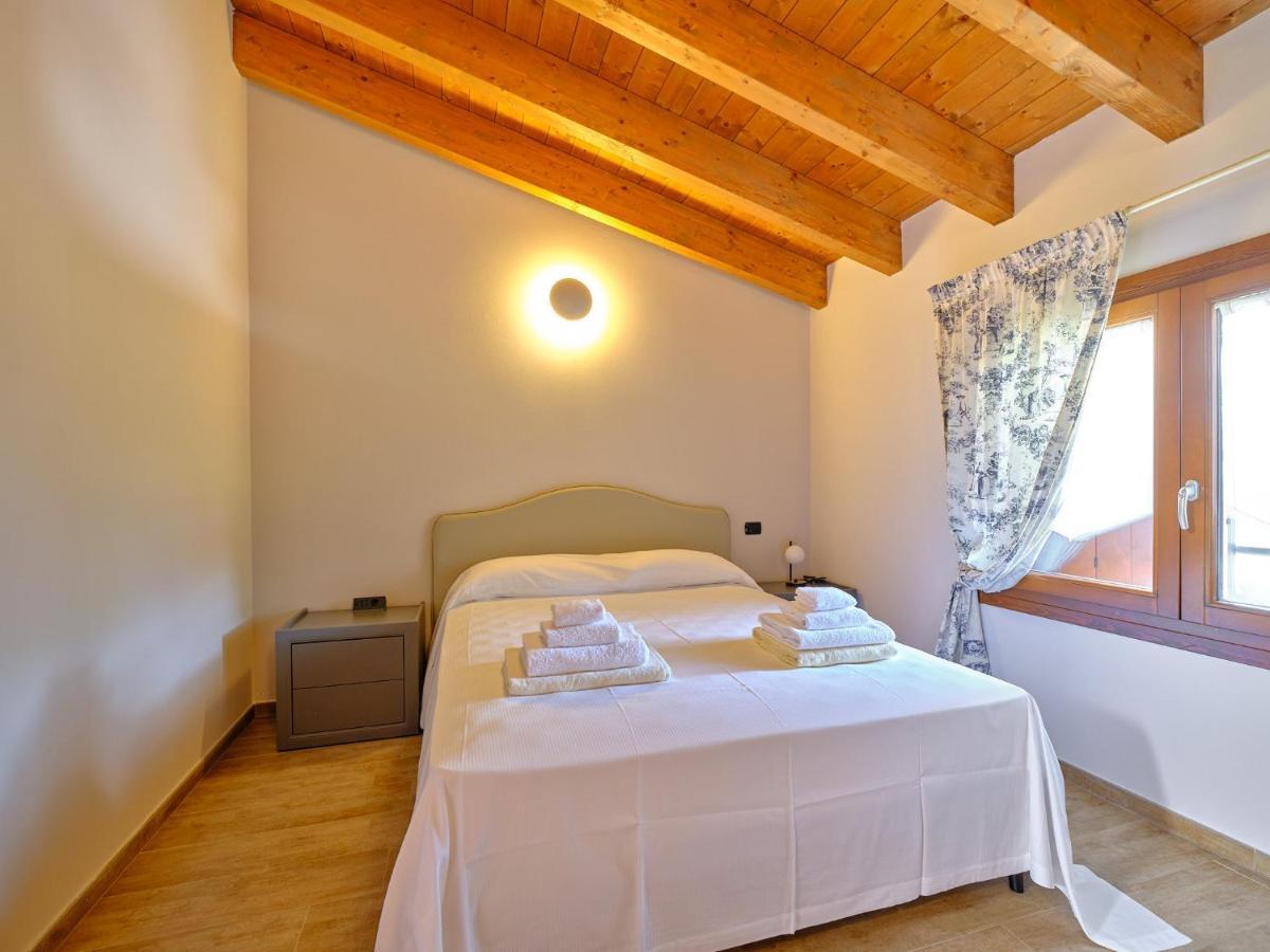Villasgarda - Villa Leone Salionze Exteriér fotografie