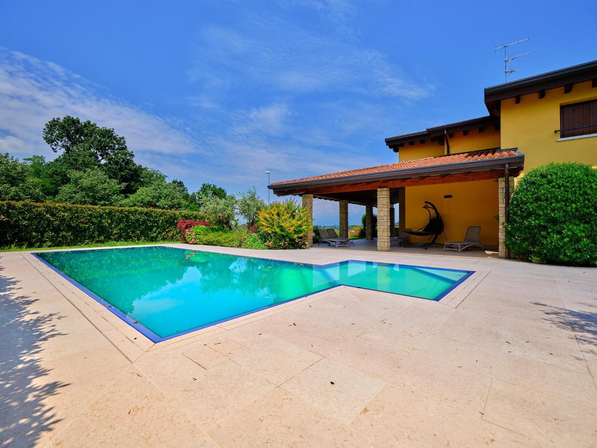 Villasgarda - Villa Leone Salionze Exteriér fotografie