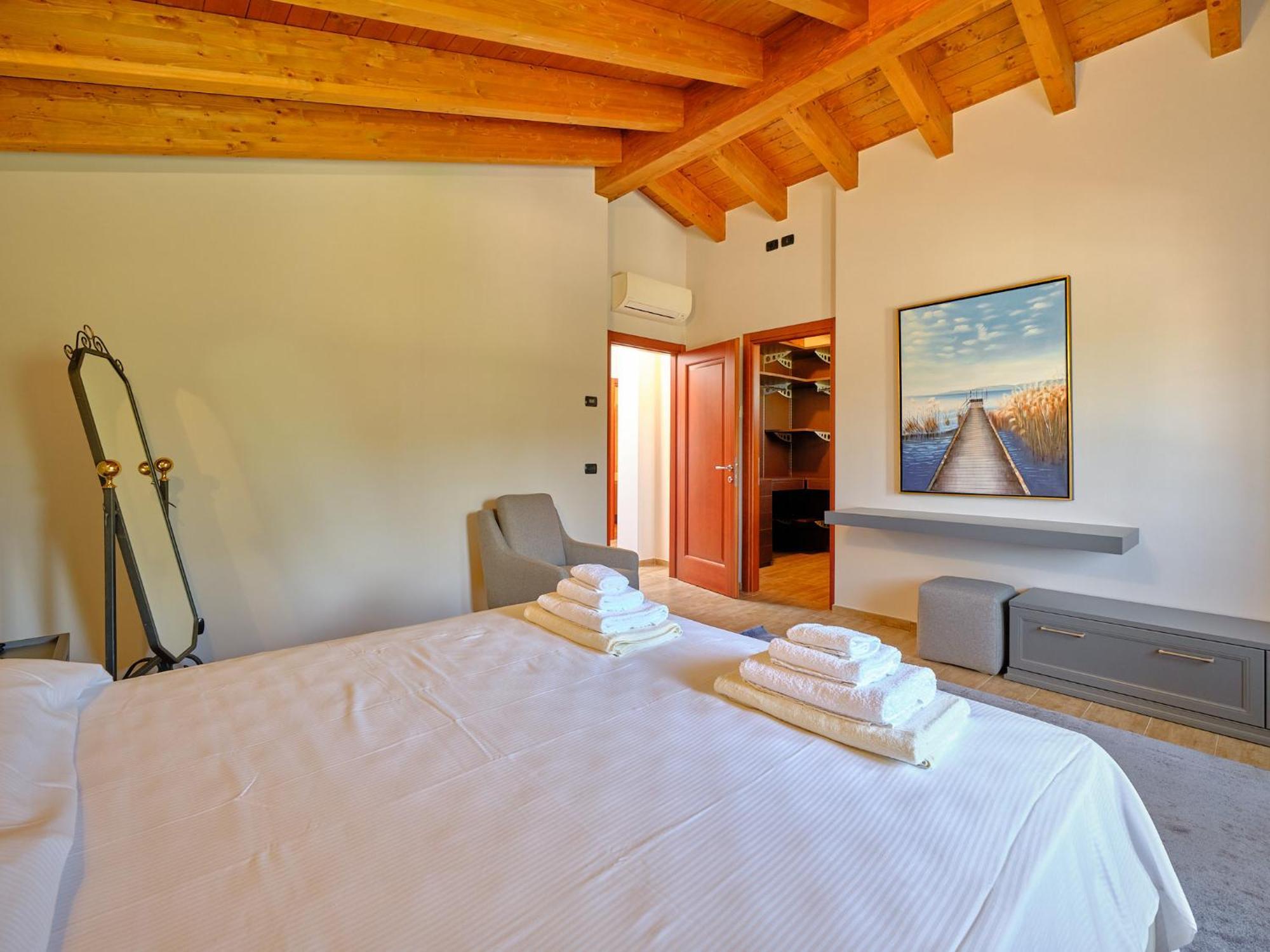 Villasgarda - Villa Leone Salionze Exteriér fotografie