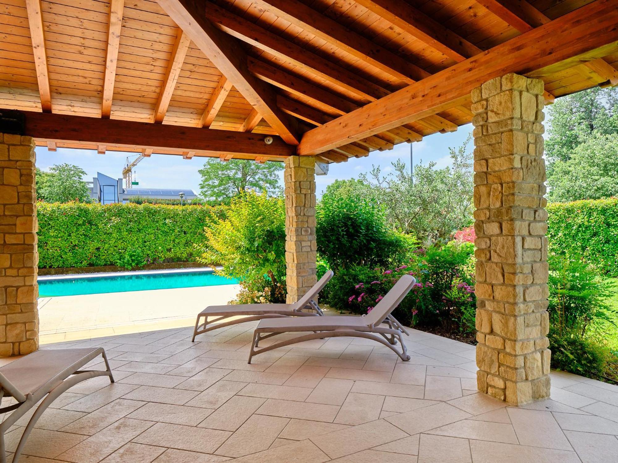 Villasgarda - Villa Leone Salionze Exteriér fotografie